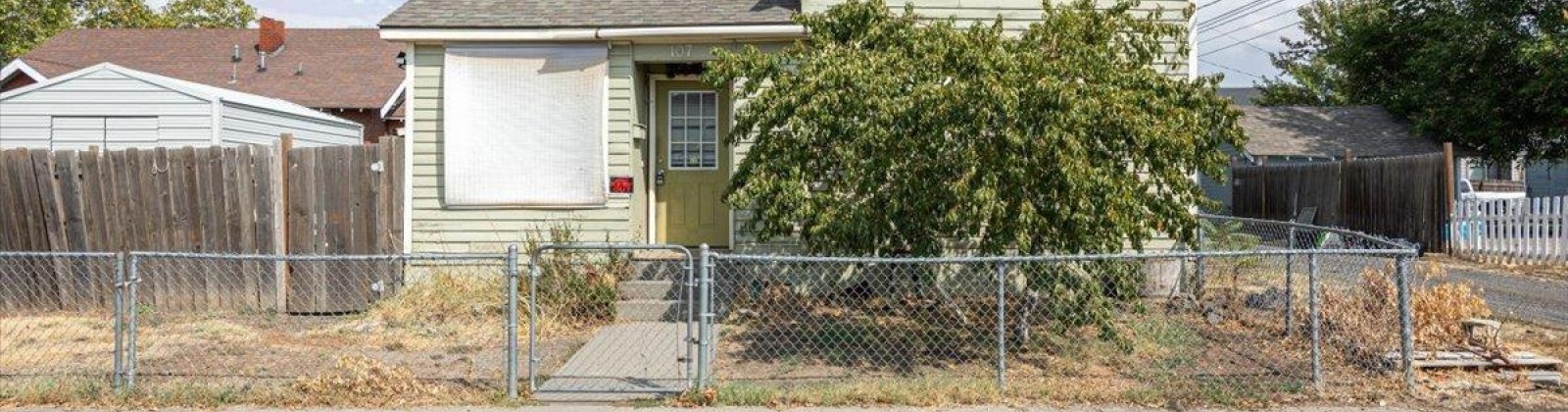 8th, Walla Walla, Washington 99362, 4 Bedrooms Bedrooms, 0 ,1 BathroomBathrooms,Houses,For Sale,8th,0,287471