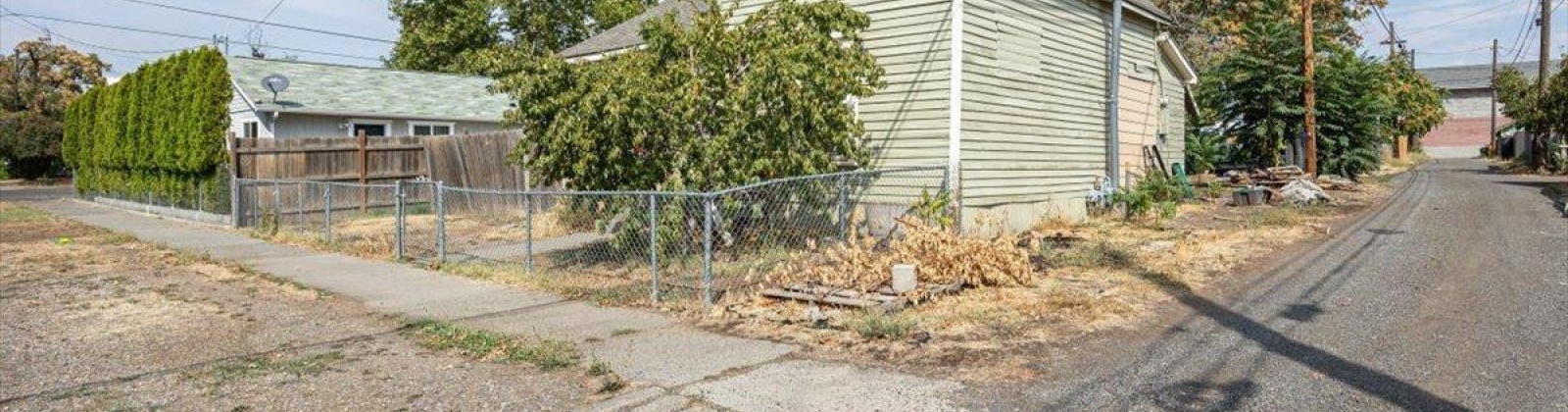 8th, Walla Walla, Washington 99362, 4 Bedrooms Bedrooms, 0 ,1 BathroomBathrooms,Houses,For Sale,8th,0,287471