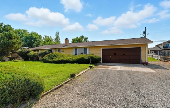 Finley Road, Kennewick, Washington 99337, 3 Bedrooms Bedrooms, 0 ,2 BathroomsBathrooms,Houses,For Sale,Finley Road,0,287465