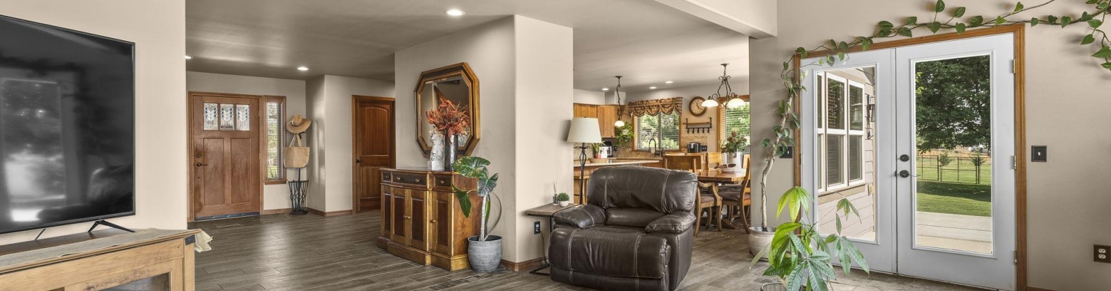 1396 PR SW, Prosser, Washington 99350, 3 Bedrooms Bedrooms, 0 ,3 BathroomsBathrooms,Houses,For Sale,1396 PR SW,0,287464