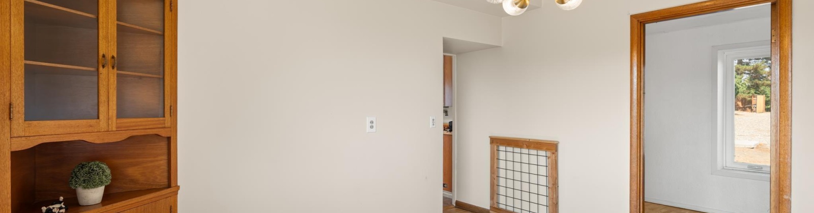 Walnut Lane, Grandview, Washington 98930-9226, 4 Bedrooms Bedrooms, 0 ,2 BathroomsBathrooms,Houses,For Sale,Walnut Lane,0,287459