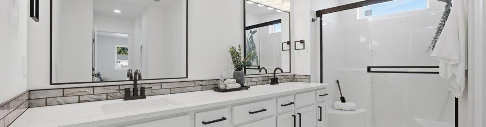 6th Place, Kennewick, Washington 99336, 3 Bedrooms Bedrooms, 0 ,3 BathroomsBathrooms,Houses,For Sale,6th Place,0,287487