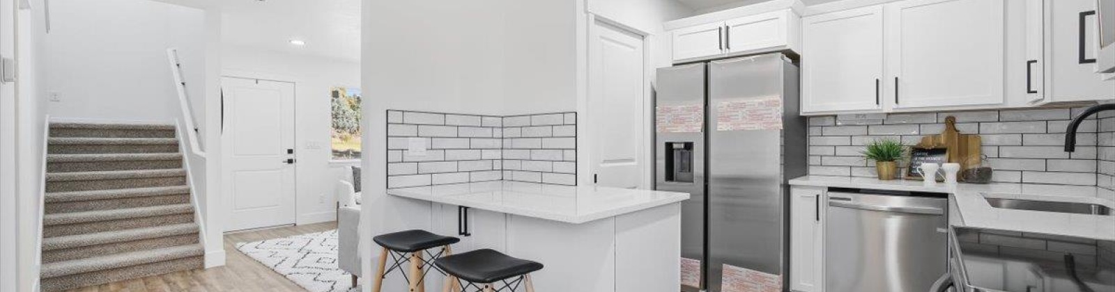 6th Place, Kennewick, Washington 99336, 3 Bedrooms Bedrooms, 0 ,3 BathroomsBathrooms,Houses,For Sale,6th Place,0,287487