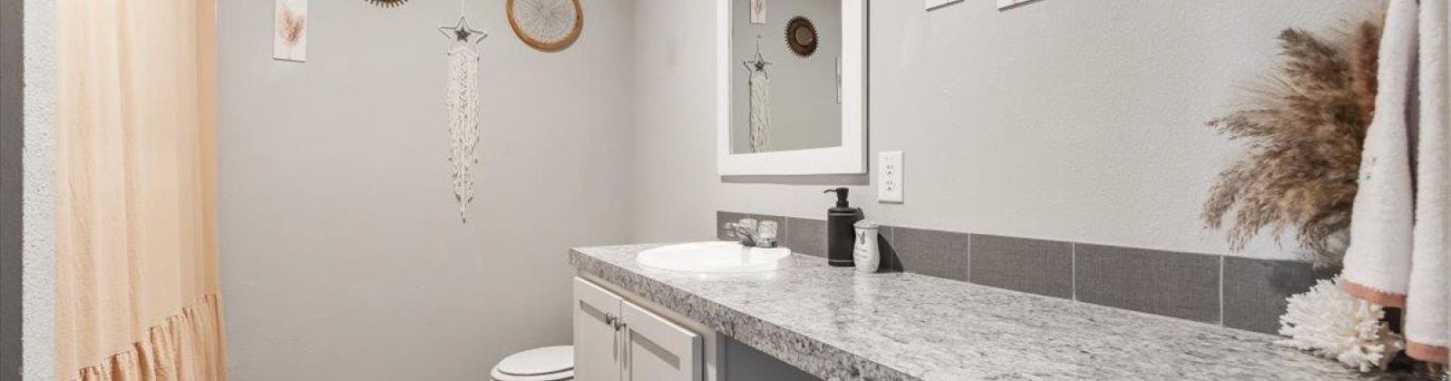 Chelan Dr, West Richland, Washington 99353, 5 Bedrooms Bedrooms, 0 ,3 BathroomsBathrooms,Manufactured Homes,For Sale,Chelan Dr,0,287486