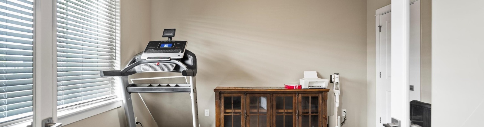 Kellogg, Kennewick, Washington 99338, 5 Bedrooms Bedrooms, 0 ,3 BathroomsBathrooms,Houses,For Sale,Kellogg,0,287490