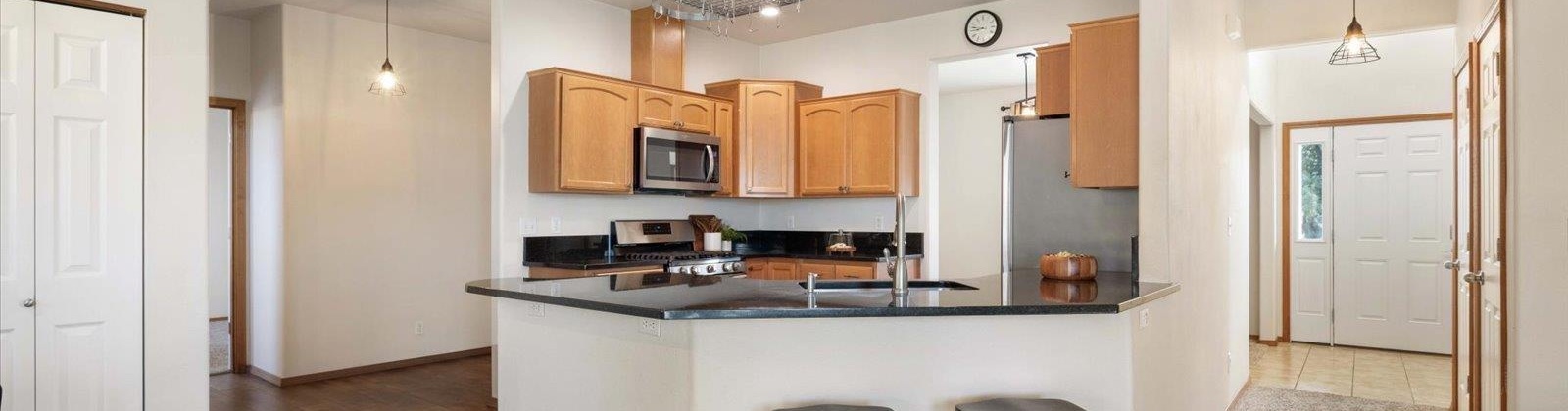 Idaho St, Kennewick, Washington 99336, 4 Bedrooms Bedrooms, 0 ,3 BathroomsBathrooms,Houses,For Sale,Idaho St,0,287502