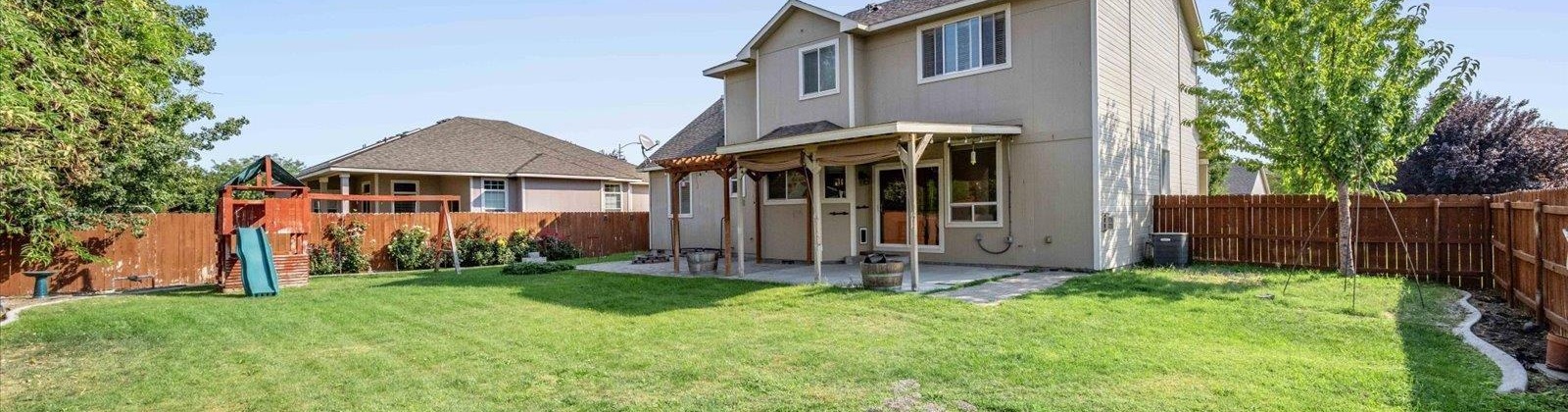 Idaho St, Kennewick, Washington 99336, 4 Bedrooms Bedrooms, 0 ,3 BathroomsBathrooms,Houses,For Sale,Idaho St,0,287502