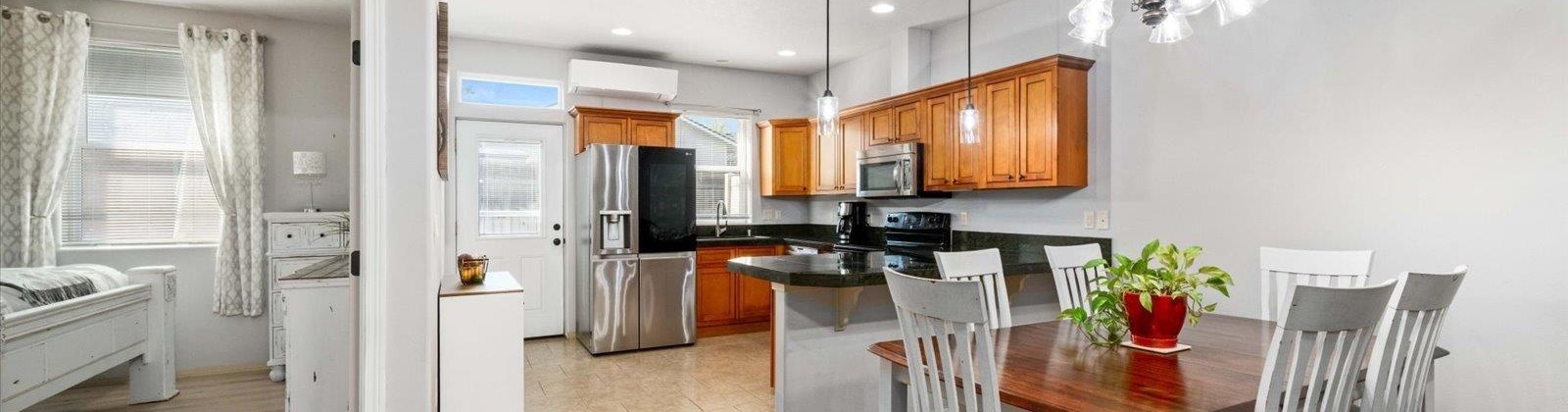 2nd Ave, Kennewick, Washington 99336, 3 Bedrooms Bedrooms, 0 ,2 BathroomsBathrooms,Condos/townhomes,For Sale,2nd Ave,0,287515