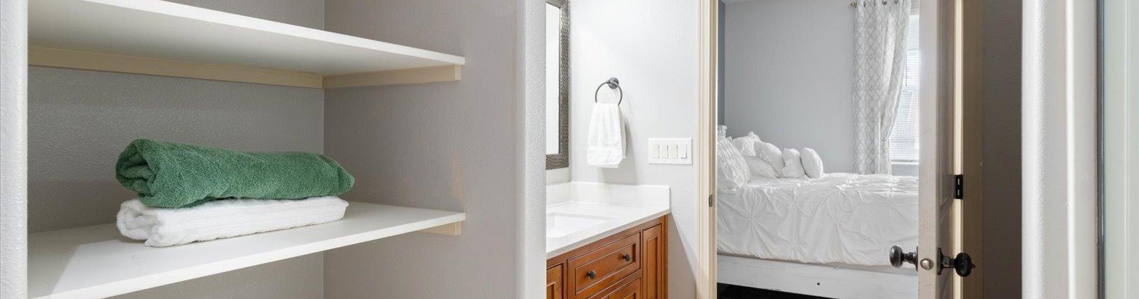 2nd Ave, Kennewick, Washington 99336, 3 Bedrooms Bedrooms, 0 ,2 BathroomsBathrooms,Condos/townhomes,For Sale,2nd Ave,0,287515