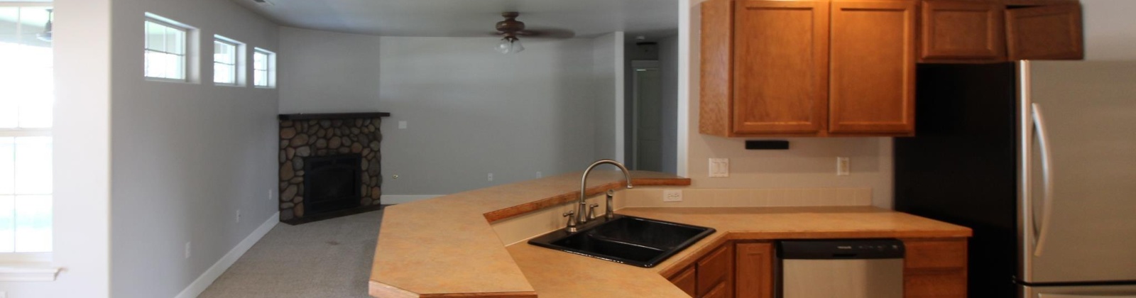 Oasis Street, West Richland, Washington 99353, 3 Bedrooms Bedrooms, 0 ,2 BathroomsBathrooms,Houses,For Rent,Oasis Street,0,287514