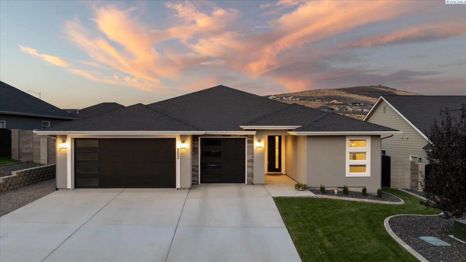 Lazio Way, Richland, Washington 99352, 3 Bedrooms Bedrooms, 0 ,3 BathroomsBathrooms,Houses,For Sale,Lazio Way,0,287512