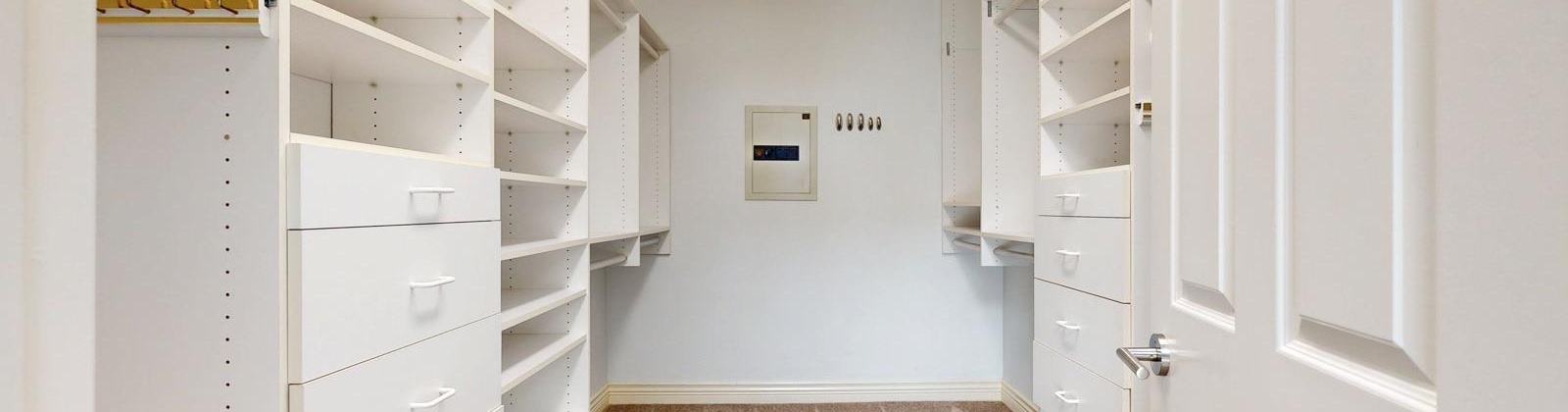 Neel Court, Kennewick, Washington 99337, 4 Bedrooms Bedrooms, 0 ,3 BathroomsBathrooms,Houses,For Sale,Neel Court,0,284983