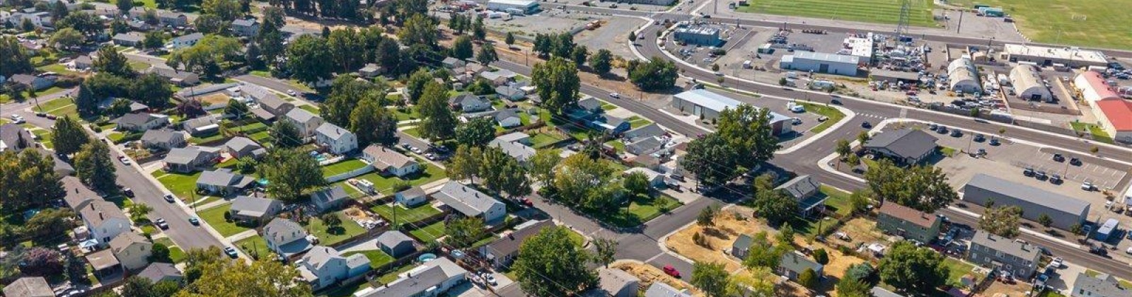 Delafield Avenue, Richland, Washington 99352, 5 Bedrooms Bedrooms, 0 ,3 BathroomsBathrooms,Houses,For Sale,Delafield Avenue,0,287527