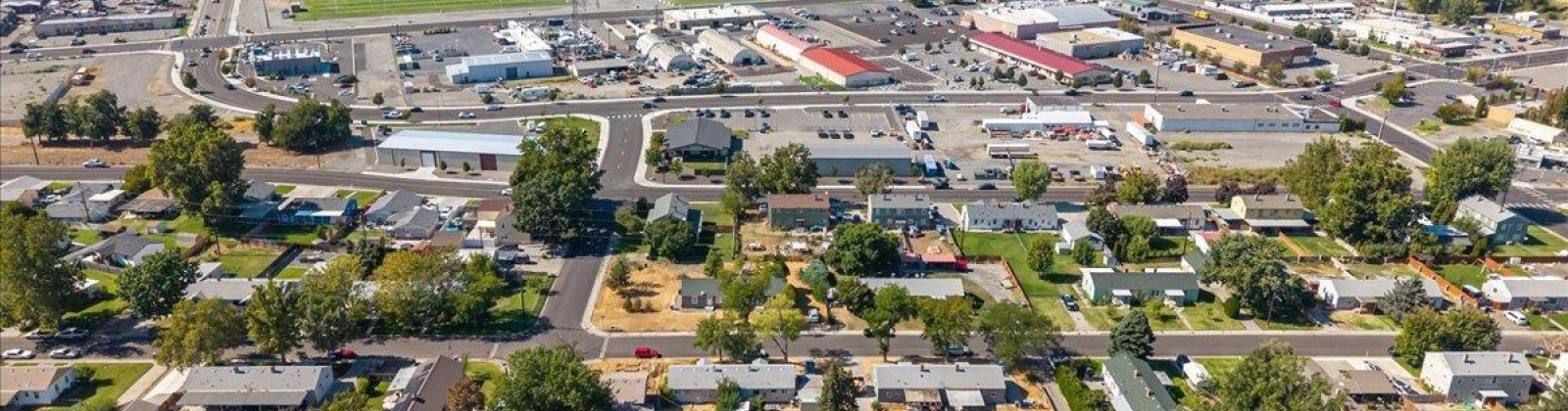 Delafield Avenue, Richland, Washington 99352, 5 Bedrooms Bedrooms, 0 ,3 BathroomsBathrooms,Houses,For Sale,Delafield Avenue,0,287527