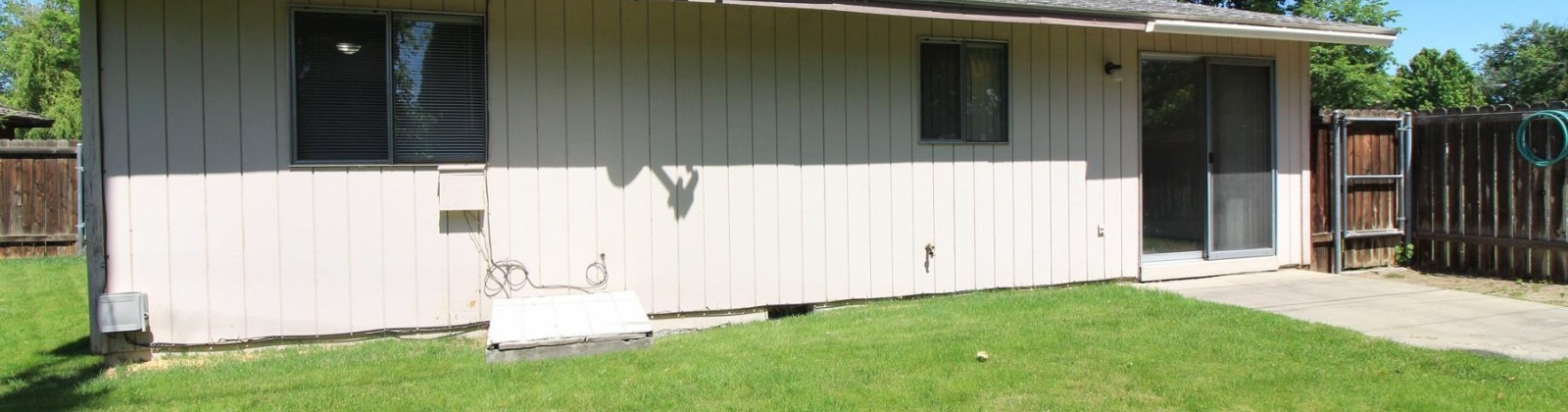 Swift Blvd, Richland, Washington 99352, 2 Bedrooms Bedrooms, 0 ,1 BathroomBathrooms,Multi-family,For Rent,Swift Blvd,0,287548