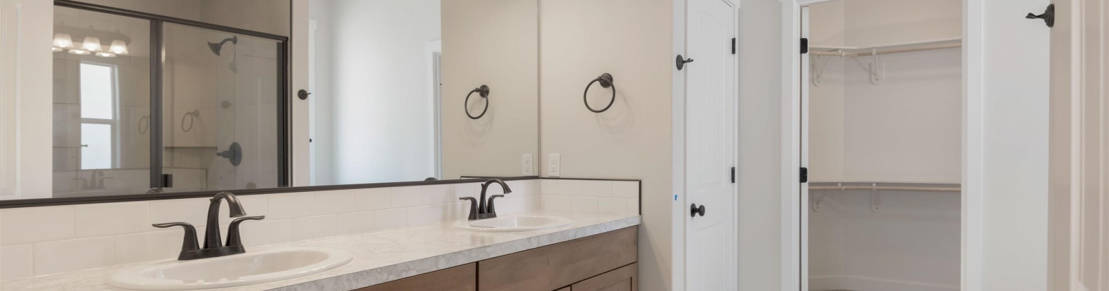 29th Pl, Kennewick, Washington 99338, 4 Bedrooms Bedrooms, 0 ,3 BathroomsBathrooms,Houses,For Sale,29th Pl,0,287557