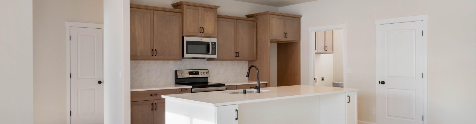 29th Pl, Kennewick, Washington 99338, 4 Bedrooms Bedrooms, 0 ,3 BathroomsBathrooms,Houses,For Sale,29th Pl,0,287557