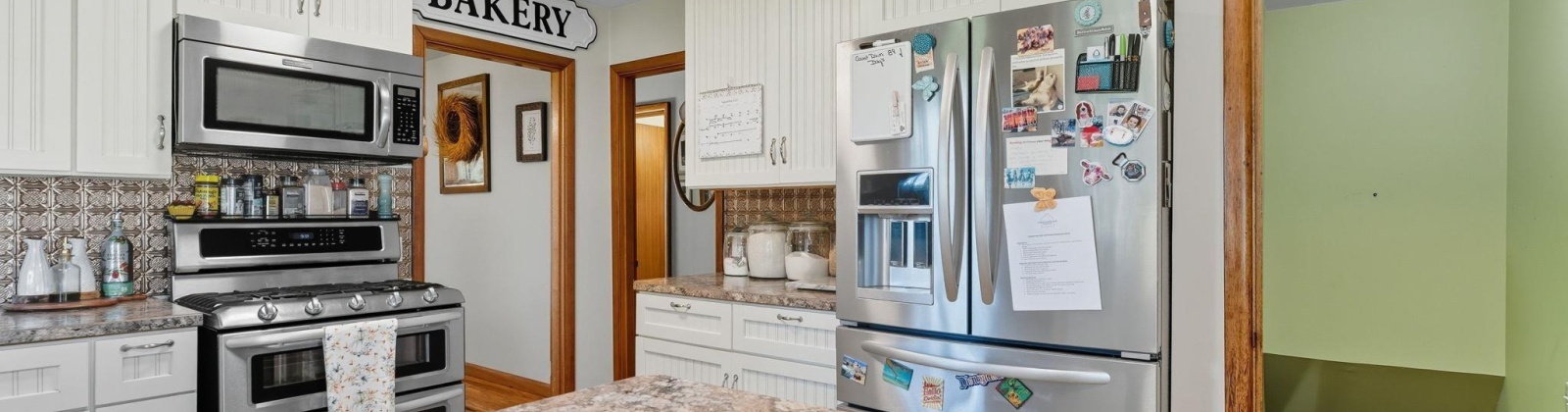 Riverside Dr, West Richland, Washington 99353, 5 Bedrooms Bedrooms, 0 ,3 BathroomsBathrooms,Houses,For Sale,Riverside Dr,0,287551