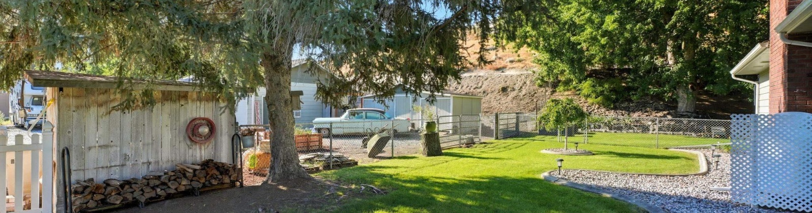 Riverside Dr, West Richland, Washington 99353, 5 Bedrooms Bedrooms, 0 ,3 BathroomsBathrooms,Houses,For Sale,Riverside Dr,0,287551
