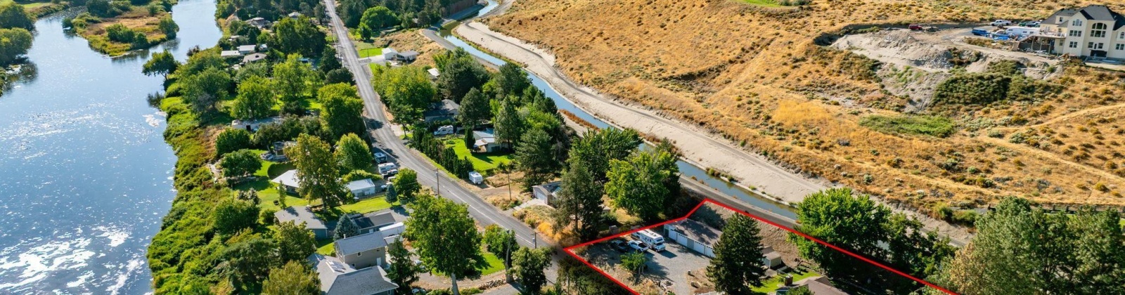 Riverside Dr, West Richland, Washington 99353, 5 Bedrooms Bedrooms, 0 ,3 BathroomsBathrooms,Houses,For Sale,Riverside Dr,0,287551