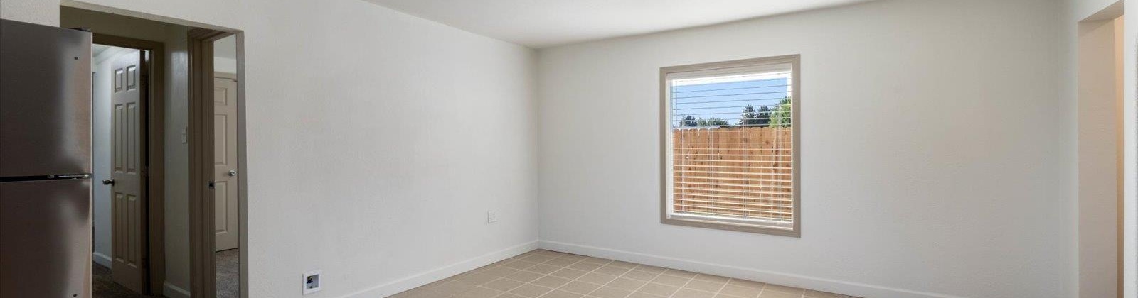 Frontage Rd, Pasco, Washington 99301, 4 Bedrooms Bedrooms, 0 ,2 BathroomsBathrooms,Houses,For Sale,Frontage Rd,0,287537