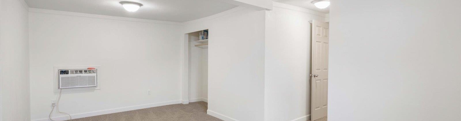 Frontage Rd, Pasco, Washington 99301, 4 Bedrooms Bedrooms, 0 ,2 BathroomsBathrooms,Houses,For Sale,Frontage Rd,0,287537