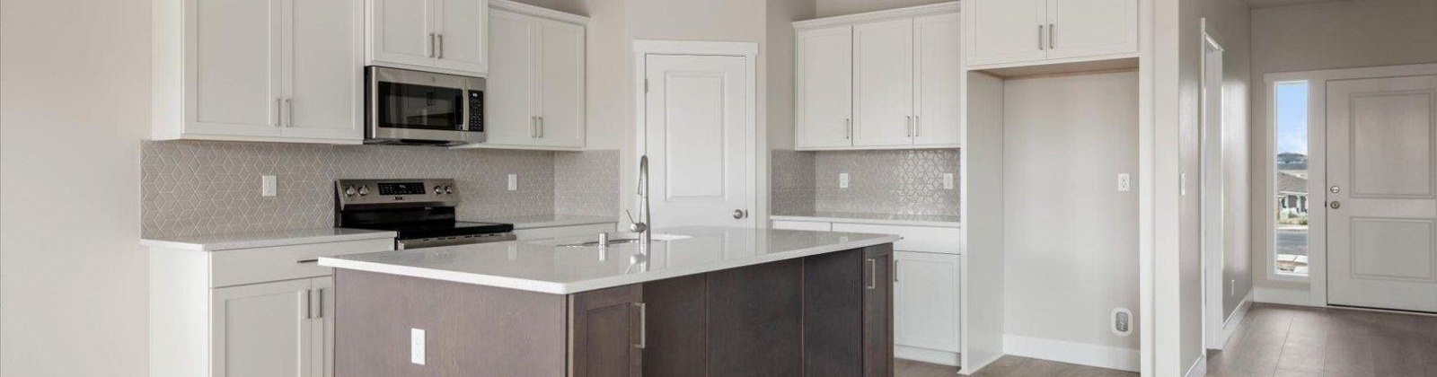 Alaska St, Kennewick, Washington 99338, 4 Bedrooms Bedrooms, 0 ,3 BathroomsBathrooms,Houses,For Sale,Alaska St,0,287559