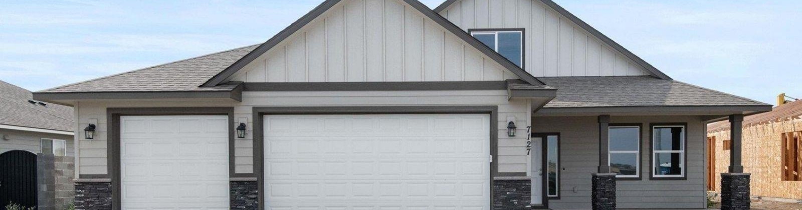 Alaska St, Kennewick, Washington 99338, 4 Bedrooms Bedrooms, 0 ,3 BathroomsBathrooms,Houses,For Sale,Alaska St,0,287559