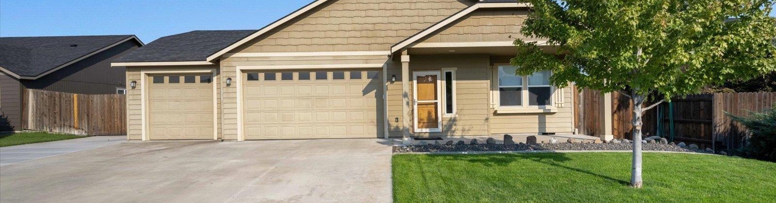 Teak Ln, West Richland, Washington 99353, 3 Bedrooms Bedrooms, 0 ,2 BathroomsBathrooms,Houses,For Sale,Teak Ln,0,287589