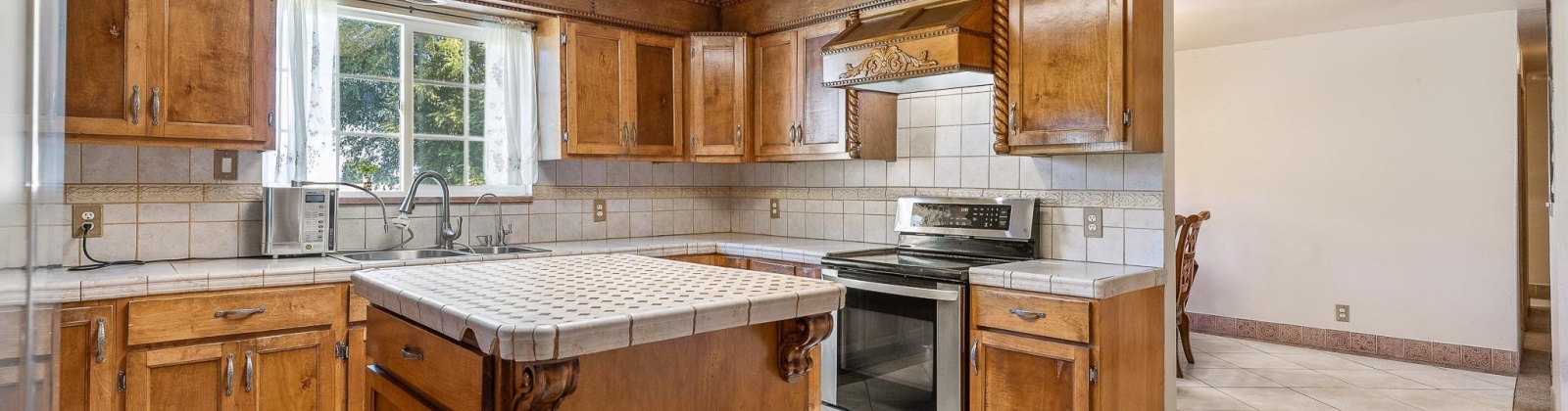 Cochran Rd, Kennewick, Washington 99337, 5 Bedrooms Bedrooms, 0 ,3 BathroomsBathrooms,Houses,For Sale,Cochran Rd,0,287595