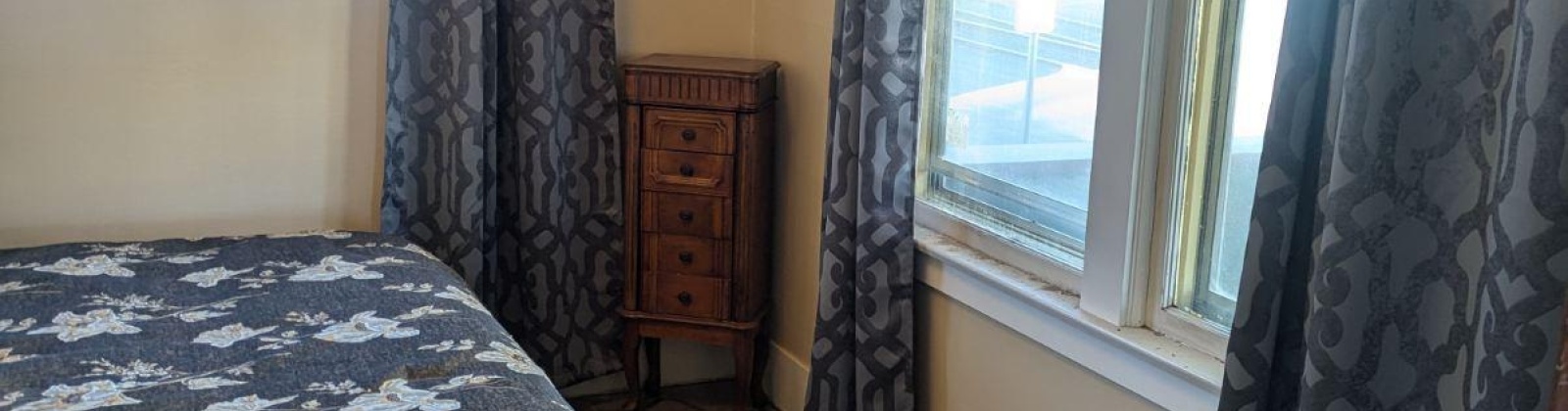 Lake St., Colfax, Washington 99111, 3 Bedrooms Bedrooms, 0 ,1 BathroomBathrooms,Houses,For Sale,Lake St.,0,279474