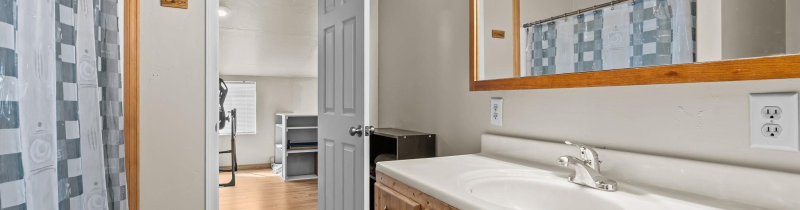 Olympia St, Kennewick, Washington 99337-4601, 4 Bedrooms Bedrooms, 0 ,3 BathroomsBathrooms,Houses,For Sale,Olympia St,0,287607