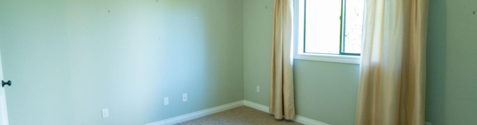 Waverly Street, Kennewick, Washington 99337, 3 Bedrooms Bedrooms, 0 ,2 BathroomsBathrooms,Houses,For Sale,Waverly Street,0,287605