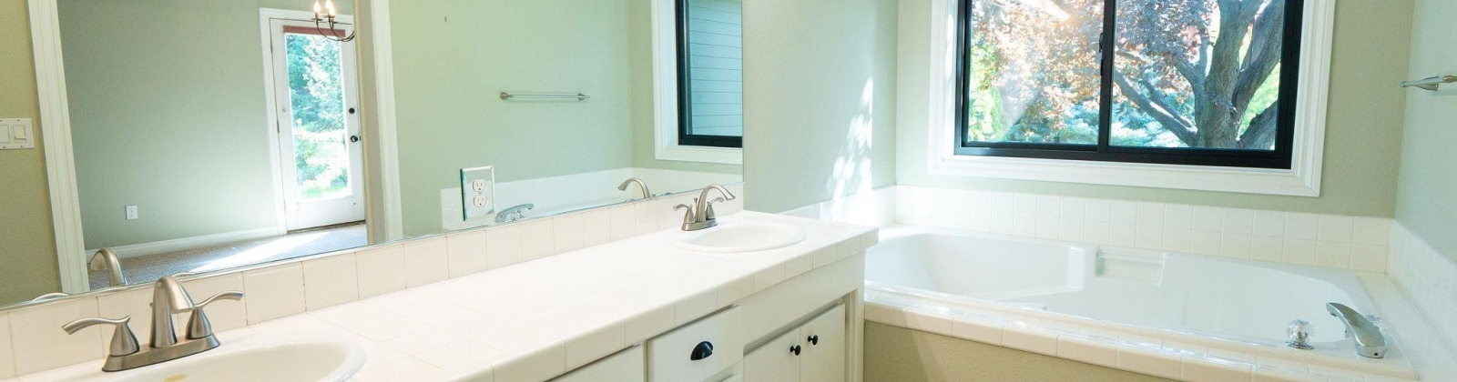 Waverly Street, Kennewick, Washington 99337, 3 Bedrooms Bedrooms, 0 ,2 BathroomsBathrooms,Houses,For Sale,Waverly Street,0,287605