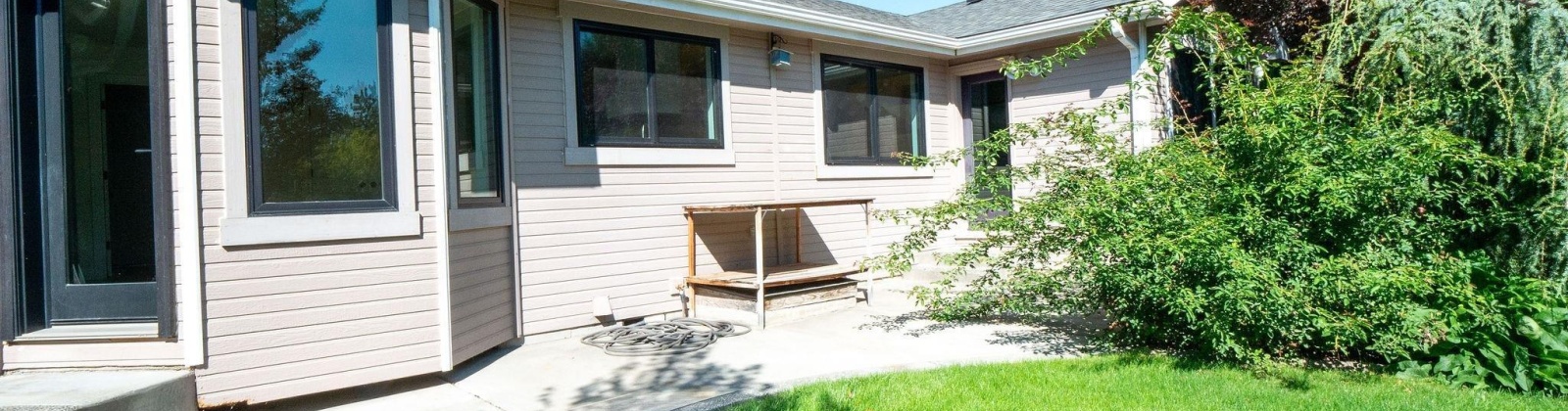 Waverly Street, Kennewick, Washington 99337, 3 Bedrooms Bedrooms, 0 ,2 BathroomsBathrooms,Houses,For Sale,Waverly Street,0,287605