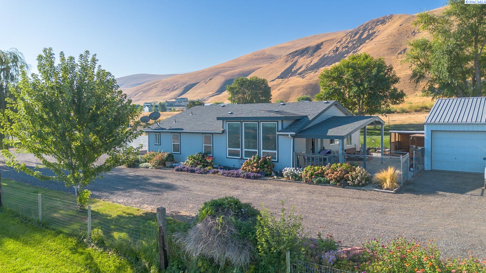 Yakitat Place, Benton City, Washington 99320, 3 Bedrooms Bedrooms, 0 ,2 BathroomsBathrooms,Manufactured Homes,For Sale,Yakitat Place,0,287625