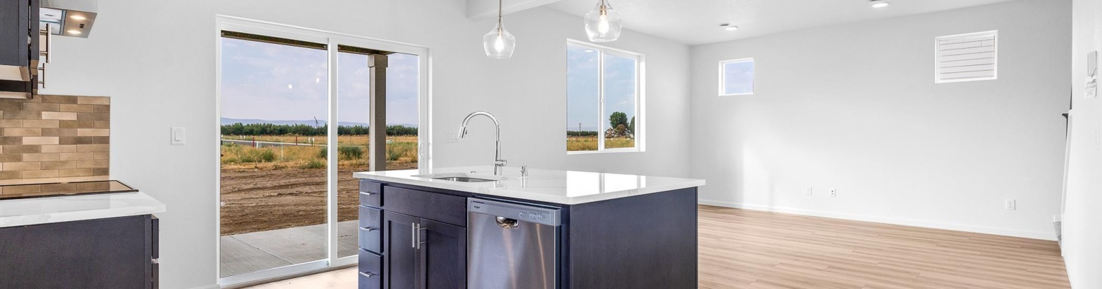 Amberly Ave, Grandview, Washington 99352, 3 Bedrooms Bedrooms, 0 ,2 BathroomsBathrooms,Houses,For Sale,Amberly Ave,0,287636