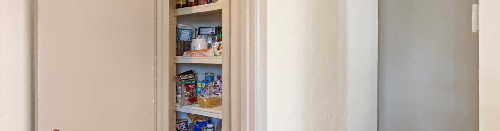 Court St., Pasco, Washington 99301, 5 Bedrooms Bedrooms, 0 ,3 BathroomsBathrooms,Houses,For Sale,Court St.,0,287628