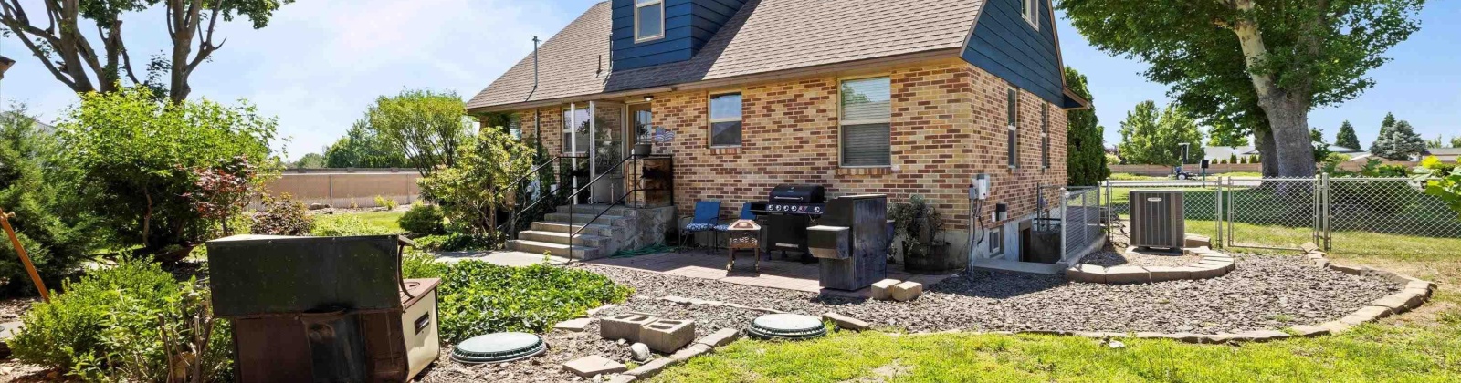 Court St., Pasco, Washington 99301, 5 Bedrooms Bedrooms, 0 ,3 BathroomsBathrooms,Houses,For Sale,Court St.,0,287628