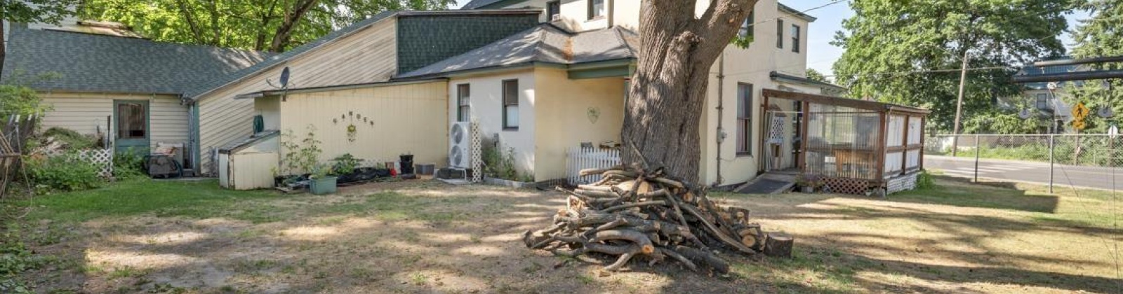 Wawawai Street, Colfax, Washington 99111, 6 Bedrooms Bedrooms, 0 ,2 BathroomsBathrooms,Houses,For Sale,Wawawai Street,0,287631