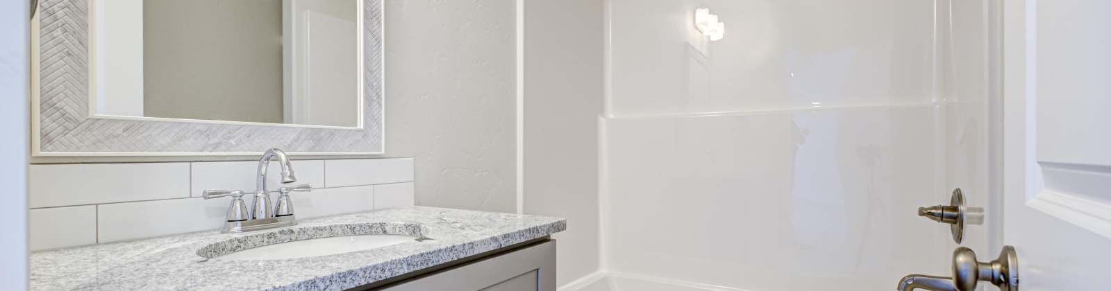 Elm Place, Kennewick, Washington 99337, 3 Bedrooms Bedrooms, 0 ,2 BathroomsBathrooms,Houses,For Sale,Elm Place,0,287632