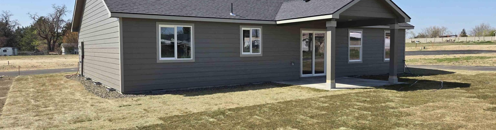 Elm Place, Kennewick, Washington 99337, 3 Bedrooms Bedrooms, 0 ,2 BathroomsBathrooms,Houses,For Sale,Elm Place,0,287632