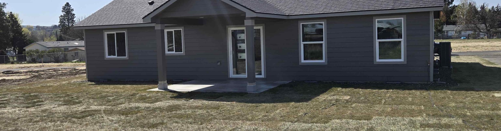 Elm Place, Kennewick, Washington 99337, 3 Bedrooms Bedrooms, 0 ,2 BathroomsBathrooms,Houses,For Sale,Elm Place,0,287632