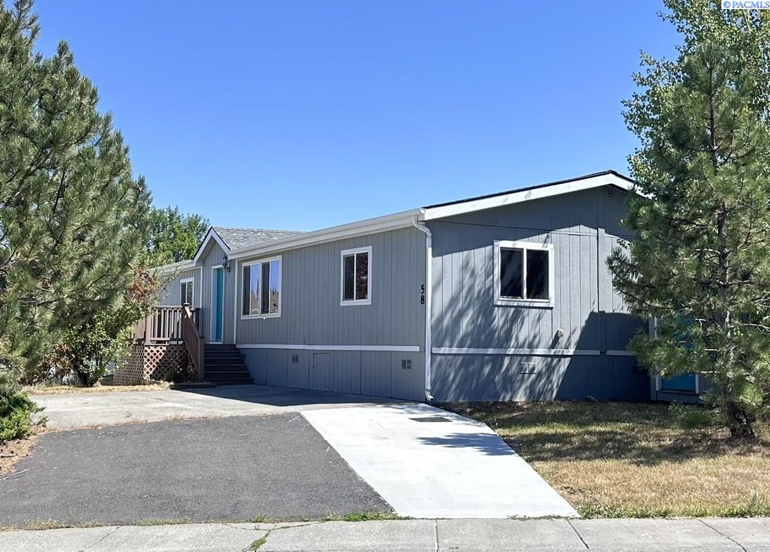 Golden Hills, Pullman, Washington 99163, 3 Bedrooms Bedrooms, 0 ,2 BathroomsBathrooms,Manufactured Homes,For Sale,Golden Hills,0,287660