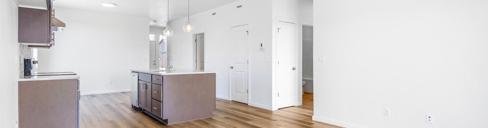 Amberly Ave, Grandview, Washington 98930, 3 Bedrooms Bedrooms, 0 ,2 BathroomsBathrooms,Houses,For Sale,Amberly Ave,0,287637