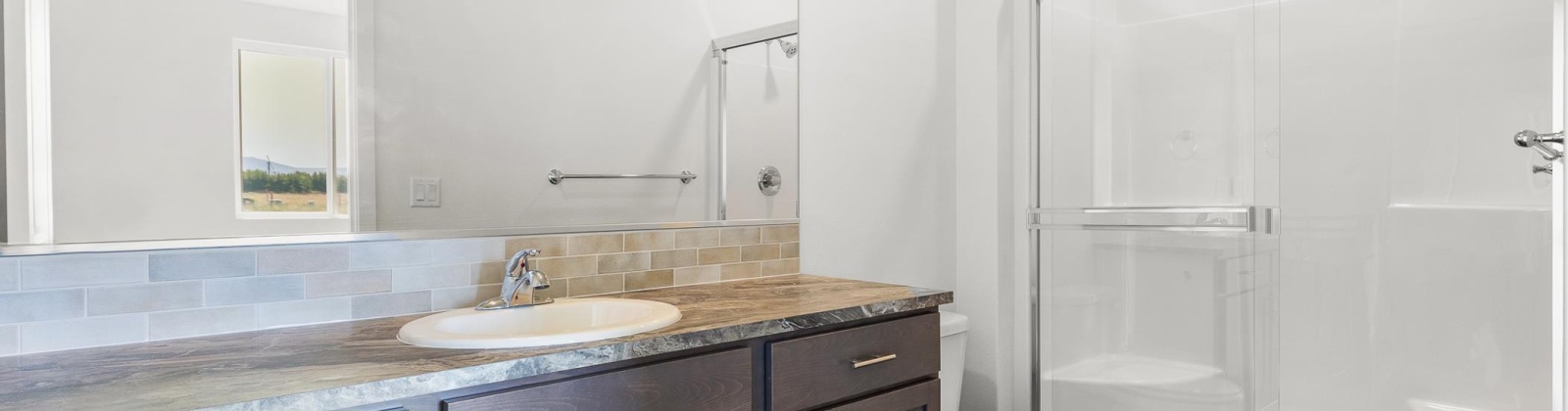 Amberly Ave, Grandview, Washington 98930, 3 Bedrooms Bedrooms, 0 ,2 BathroomsBathrooms,Houses,For Sale,Amberly Ave,0,287637