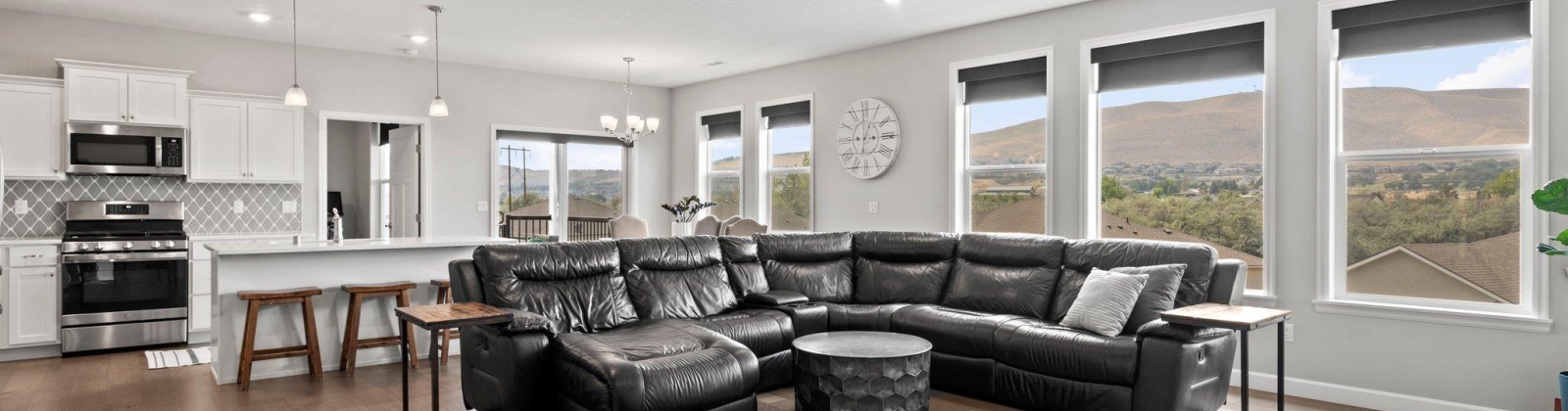 Suncrest Trail, Richland, Washington 99352, 4 Bedrooms Bedrooms, 0 ,2 BathroomsBathrooms,Houses,For Sale,Suncrest Trail,0,287639