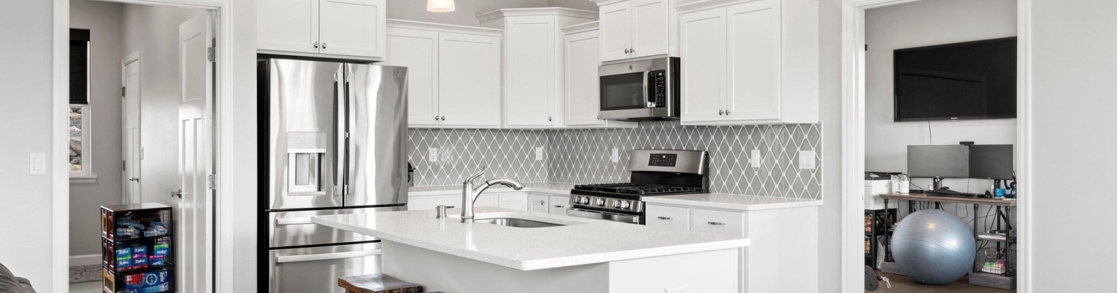 Suncrest Trail, Richland, Washington 99352, 4 Bedrooms Bedrooms, 0 ,2 BathroomsBathrooms,Houses,For Sale,Suncrest Trail,0,287639