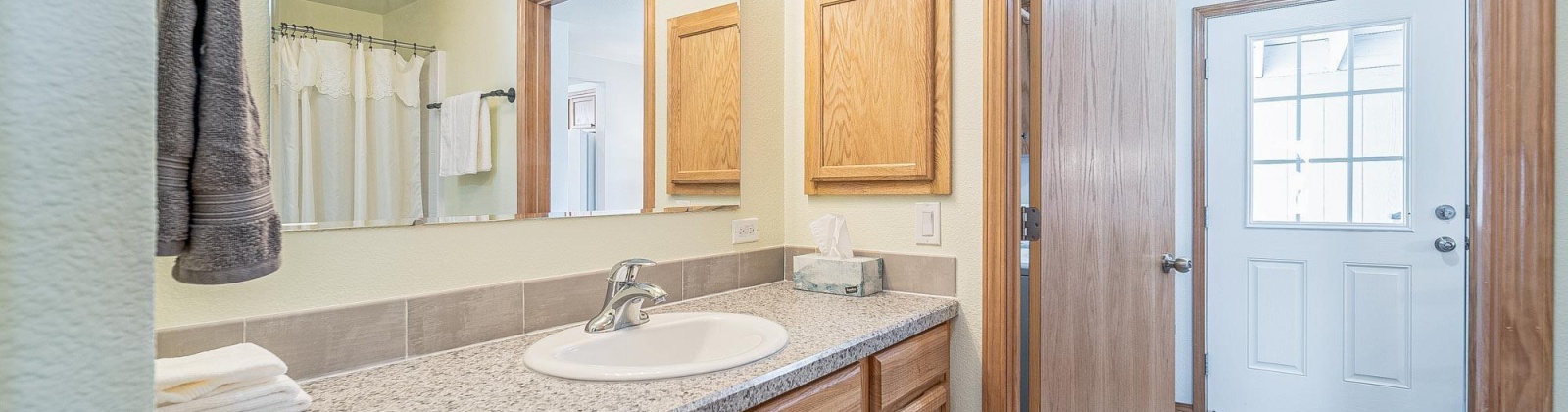 Old Inland Empire Hwy, Prosser, Washington 99350, 3 Bedrooms Bedrooms, 0 ,2 BathroomsBathrooms,Manufactured Homes,For Sale,Old Inland Empire Hwy,0,287654