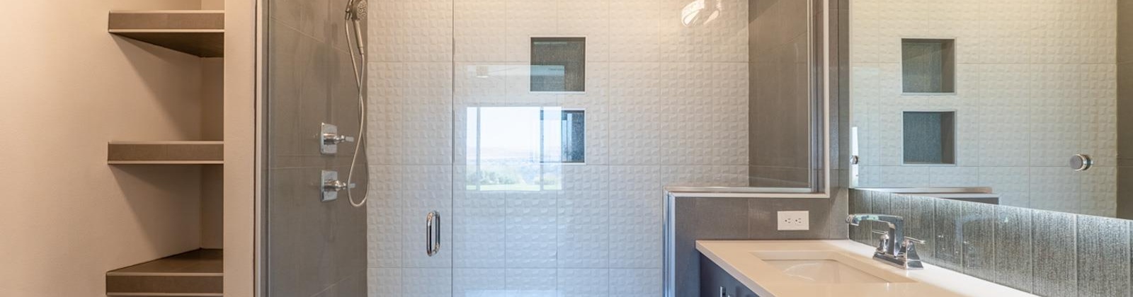 Falcon Lane, Richland, Washington 99352, 4 Bedrooms Bedrooms, 0 ,3 BathroomsBathrooms,Houses,For Sale,Falcon Lane,0,287638